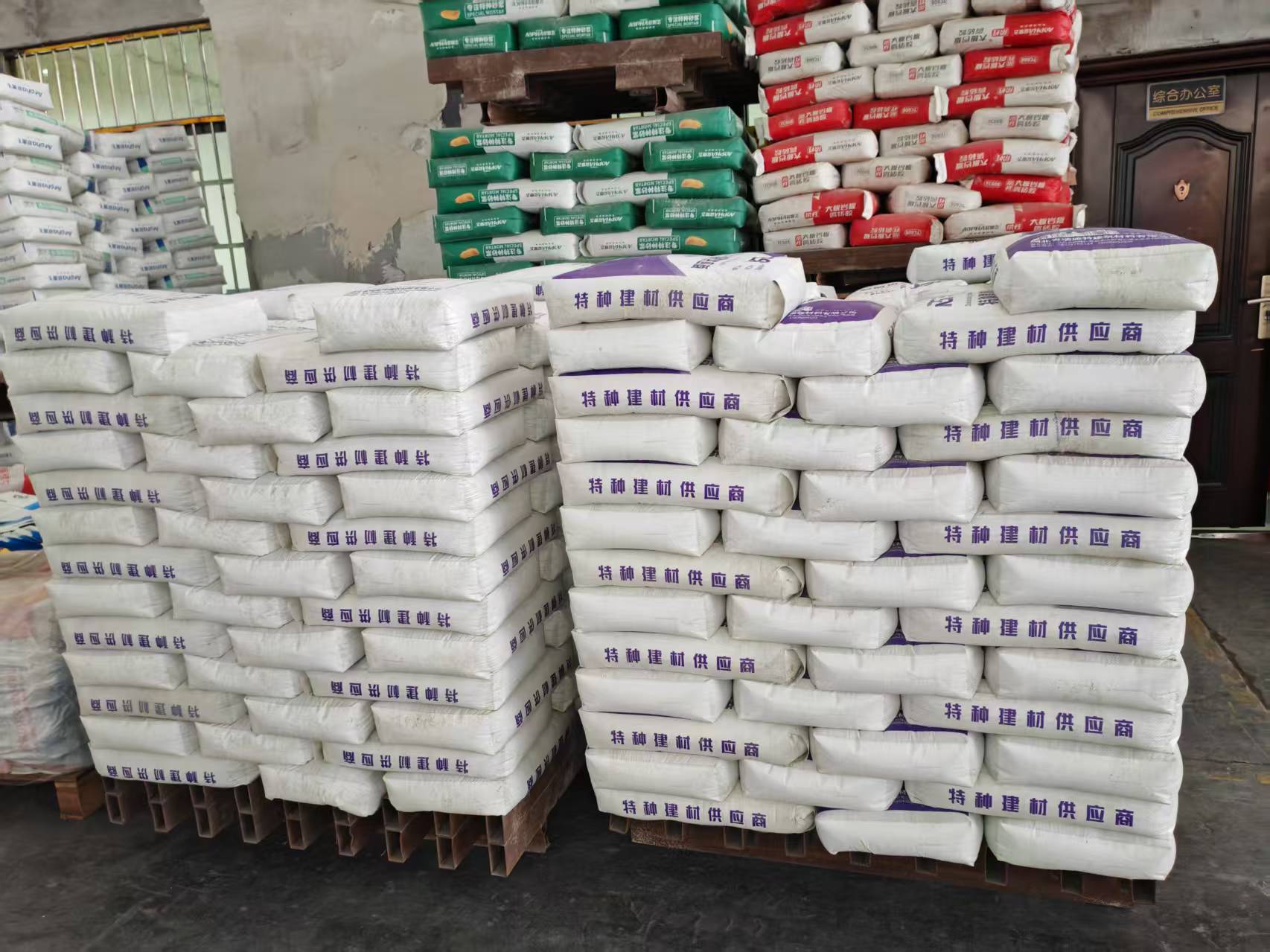 东风拱顶带模注浆料